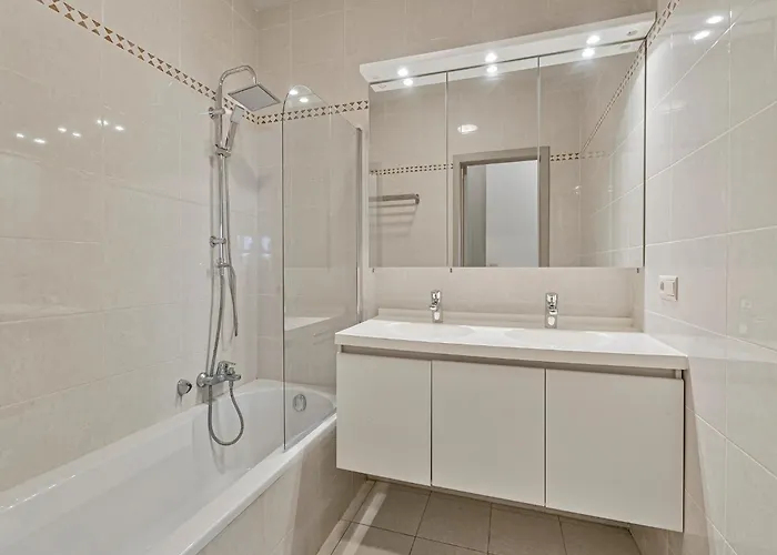 아파트 In Near The Marina 블랑켄베르크